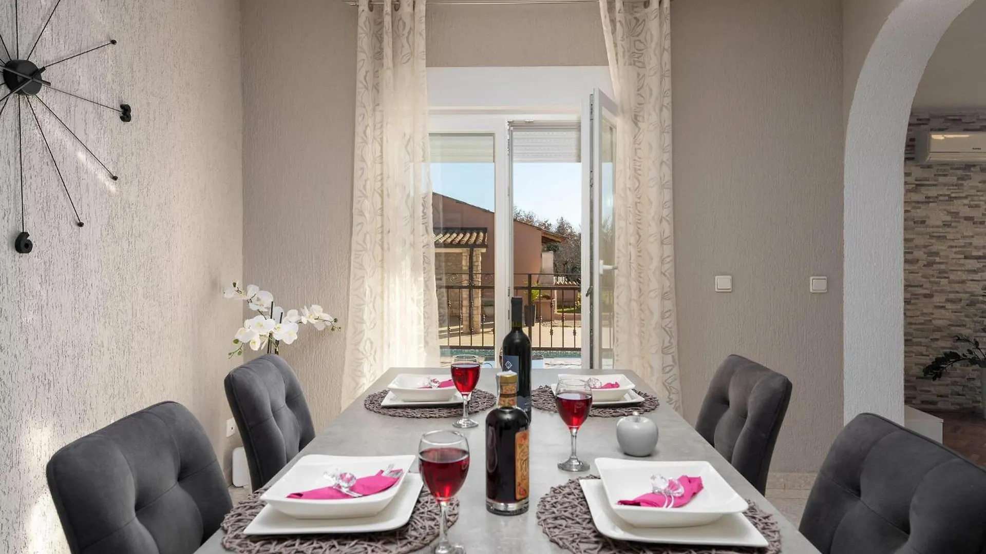 Villa Lara Hreljići 度假居