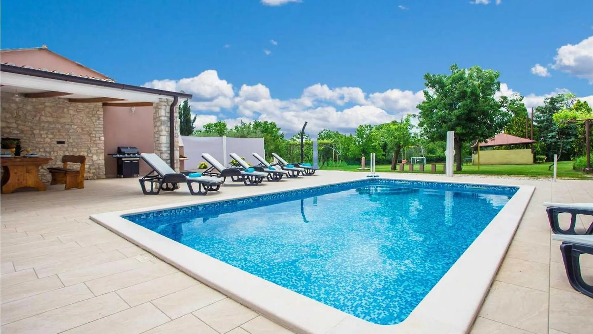 Villa Lara Hreljići 度假居