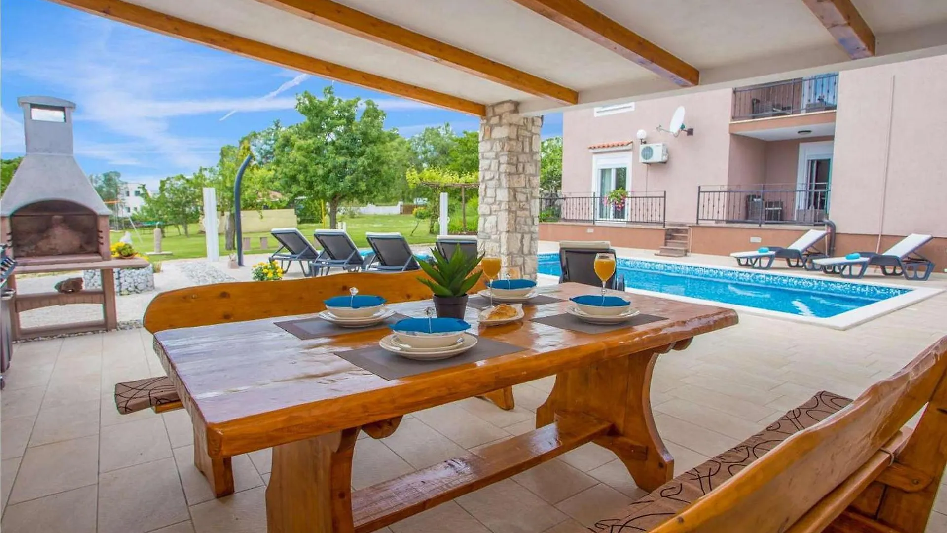 Villa Lara Hreljići 度假居