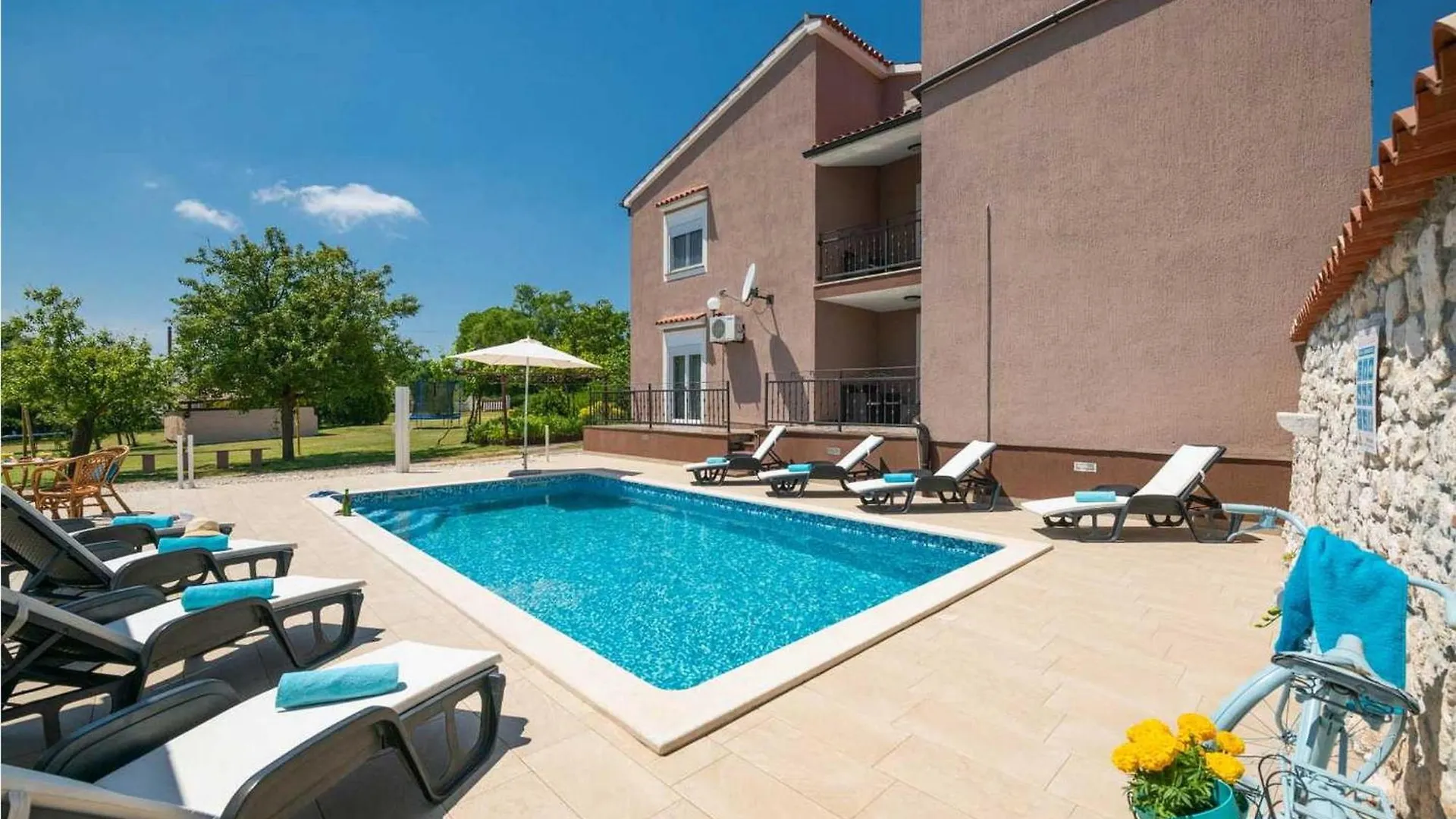 Villa Lara Hreljići